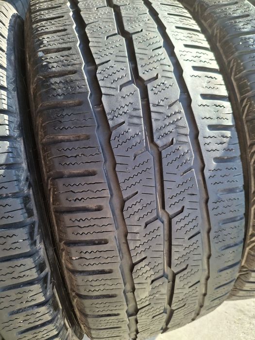 4 Anvelope de iarnă  225 55 r17C TOYO