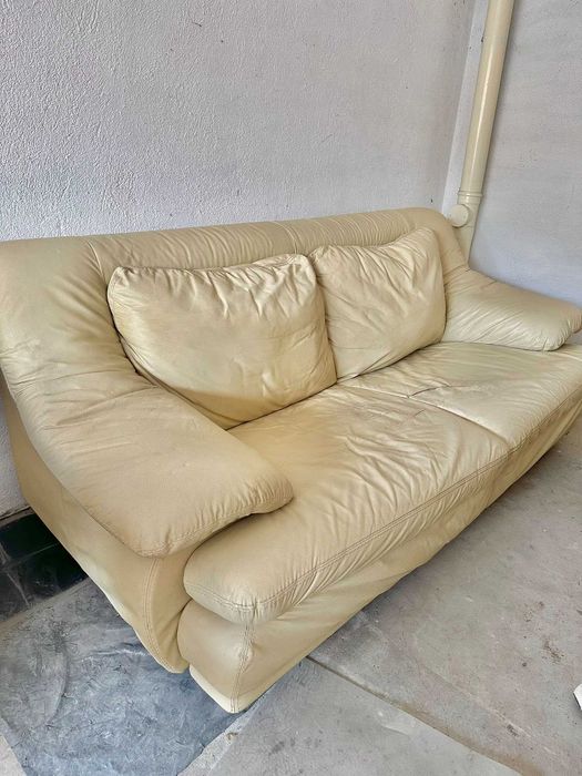 Масивен диван - естествена кожа използван