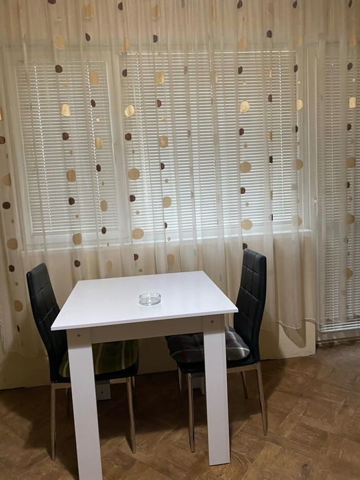 Дава се под наем Едностаен апартамент в Пловдив, Кючук Париж - 35 кв.м за 204 € - Снимка #2