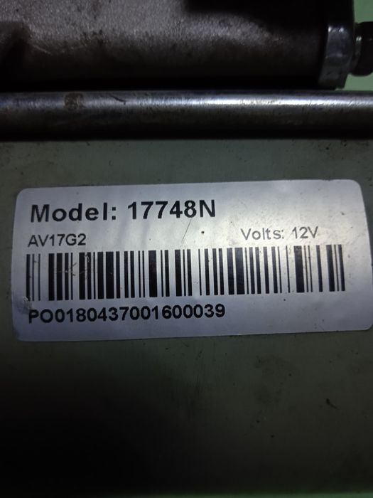 Продам стартер на Lexus.