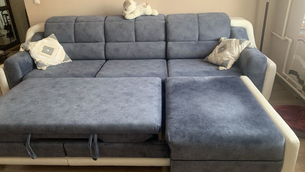 Продам диван большой диван