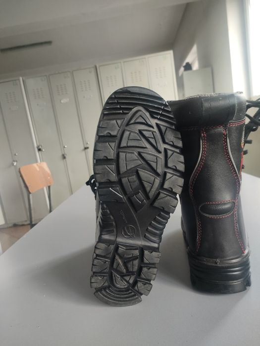 Bocanci de intervenție pompieri