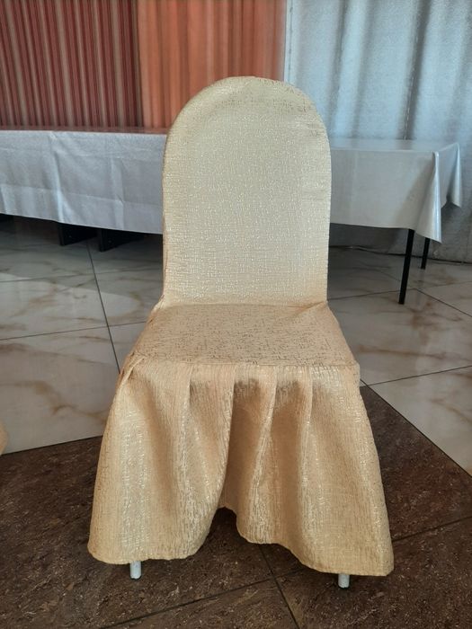 Продам накидки на стулья
