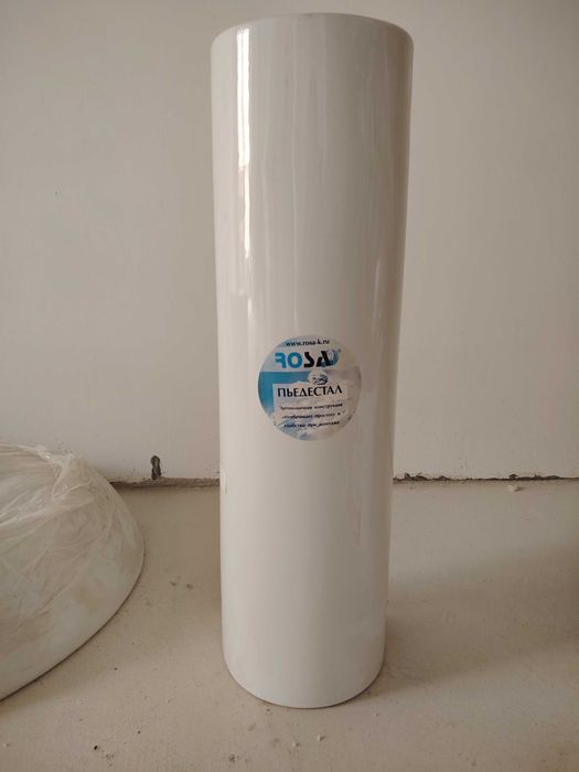 Умывальник с пьедесталом. Новые.