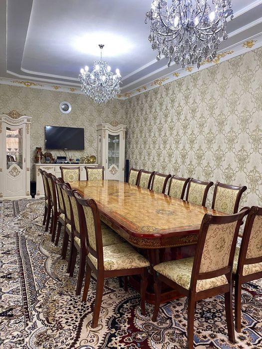 Стол и стулья 16 штук новые