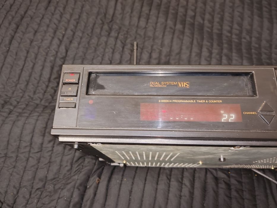 Aparat video recorder Philips de colecție