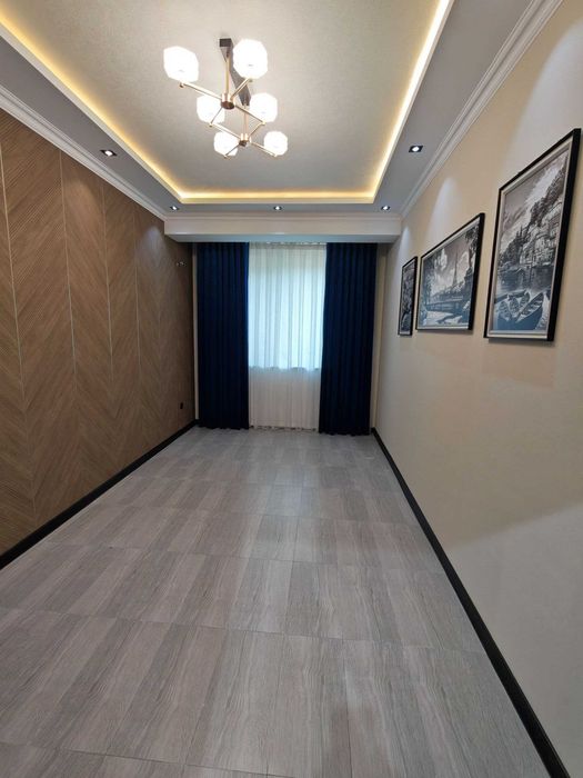 Продается 3/2/8 Авиасозлар-2 ор-р 151-школа 70 кв2 (R)