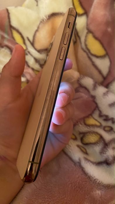 iPhone 11 Pro 64 ГБ в хорошем состоянии