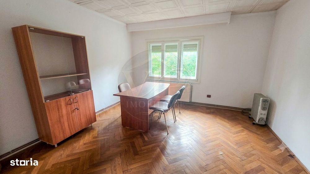 Casa cu 3 camere,250 mp teren,pretabila pentru spatii birouri,Cetate