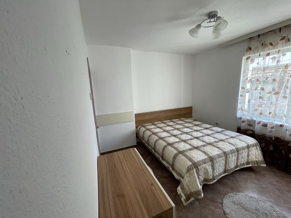 Етаж от къща под наем в гр. Карлово