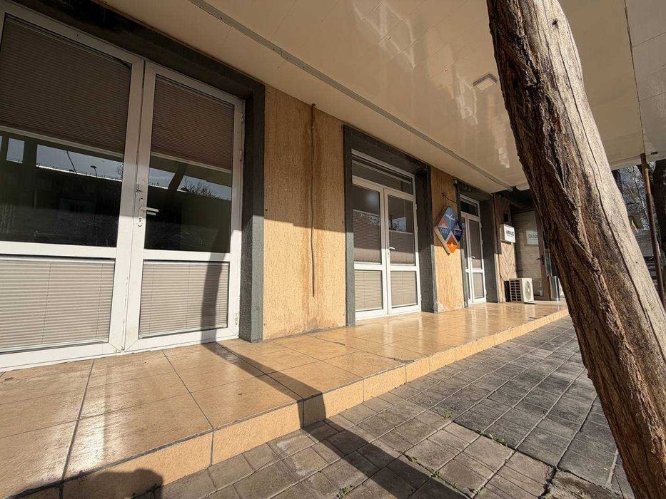 1-я линия на Чиланзаре — 60 м² с фасадом на дорогу Срочная продажа