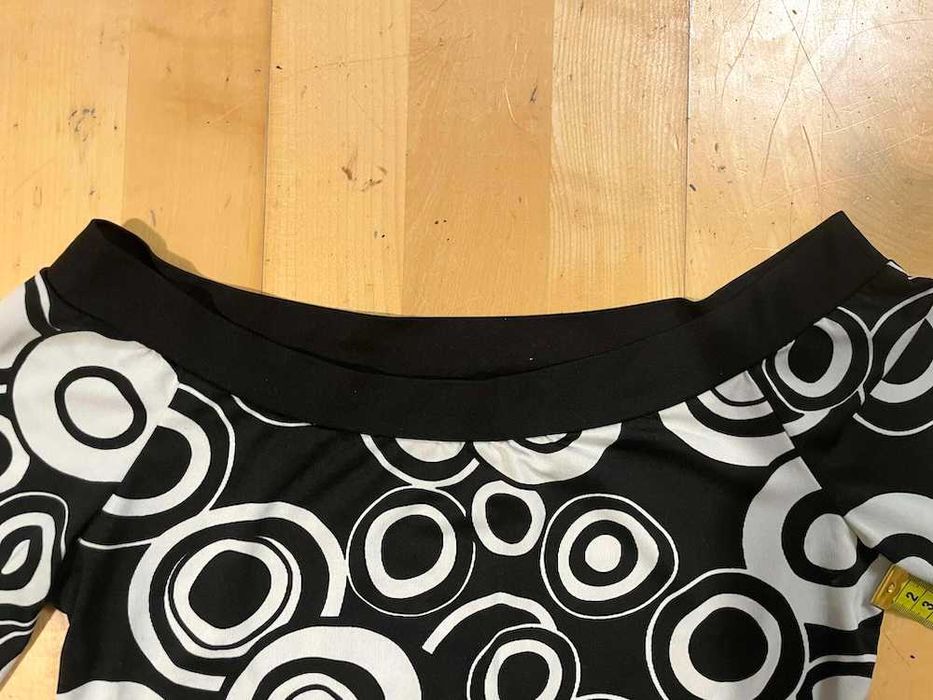 Bluza Terranova umeri goi, marimea S