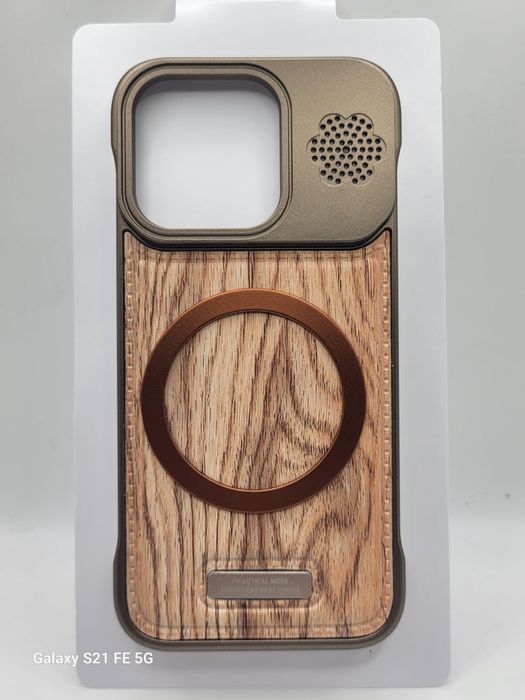 Чехол на Айфон 15 и 16 про макс