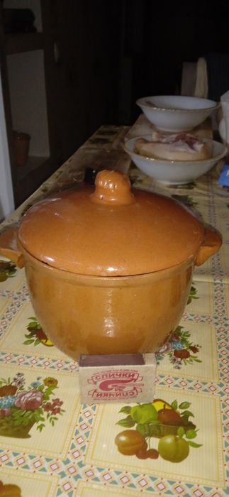 Глиняный горшочек новый