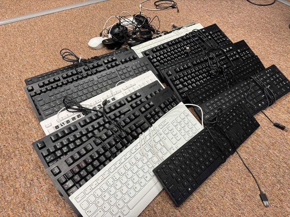 Lichidare stoc: Lot tastaturi Lenovo + Mouse-uri – 150 Lei TOTUL