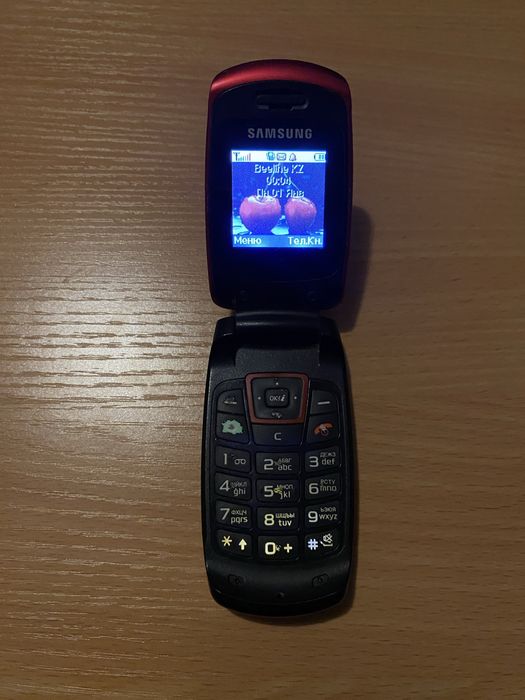 Продам телефон Samsung