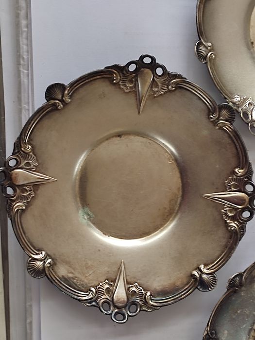 Три чинии за чаши за кафе WMF