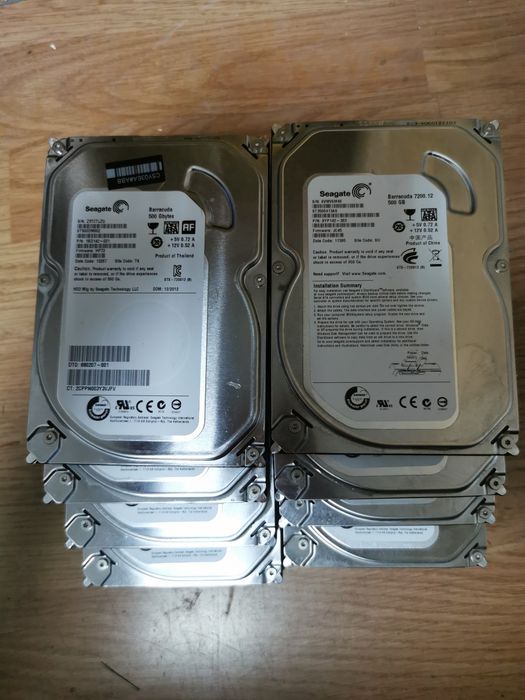 Hard diskuri 500 gb Seagate, western si toshiba, testate 100% health
