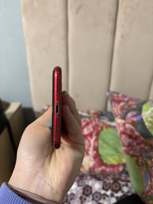 Срочно продам Айфон 8 плюс