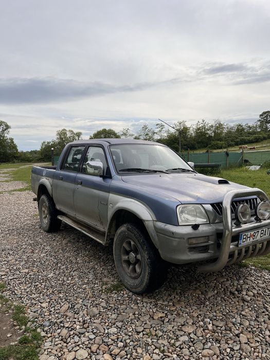 Mitshubishi l200 an 2000
