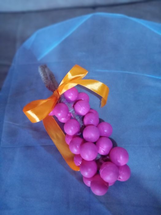 Uzumli sovunlar sotiladi. 50 000 som