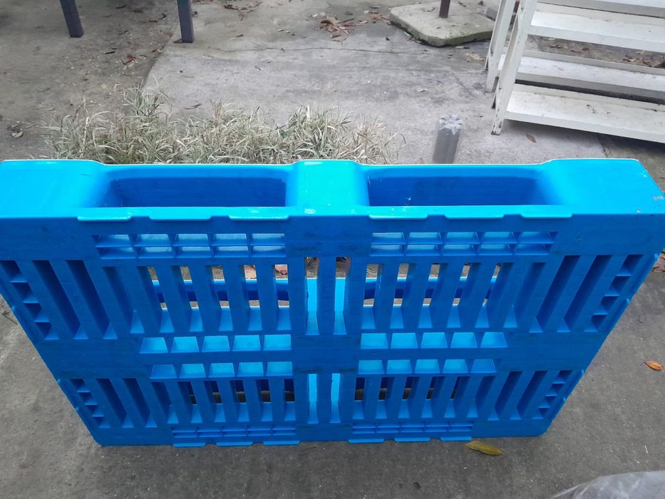 Vănd paleți plastic dim 120/80
