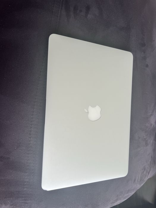 Macbook air, 13’’, i5, 256ssd