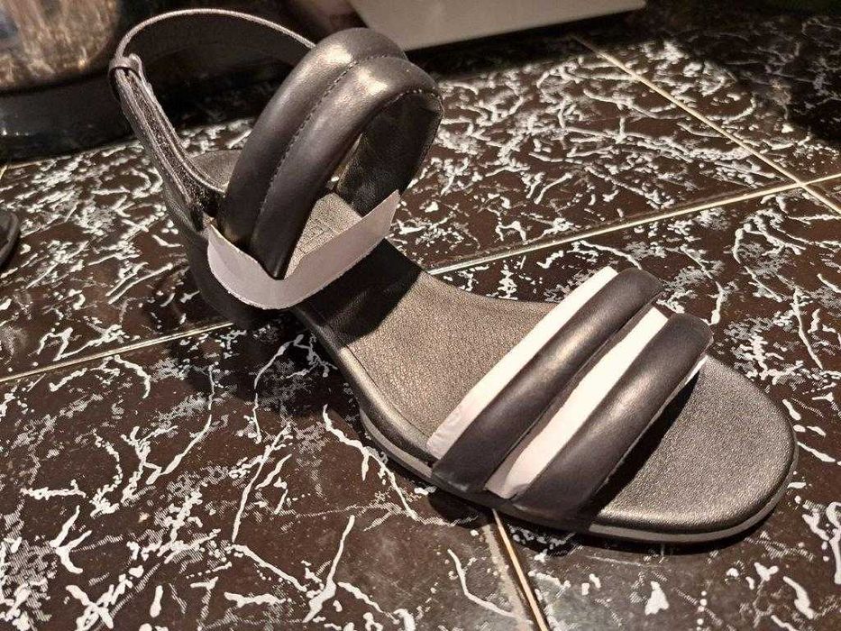 Дамски кожени черни сандали на Camper 37 - номер