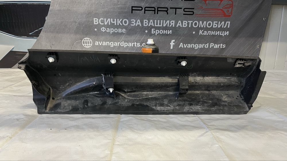 Декоративна лайстна за задна лява врата Mitsubishi Eclipse Cross 2018-