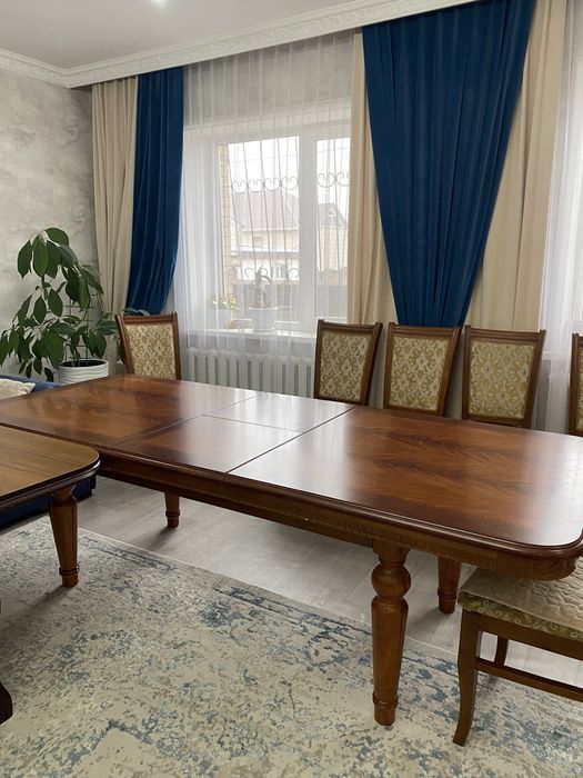 Продам стол для гостей