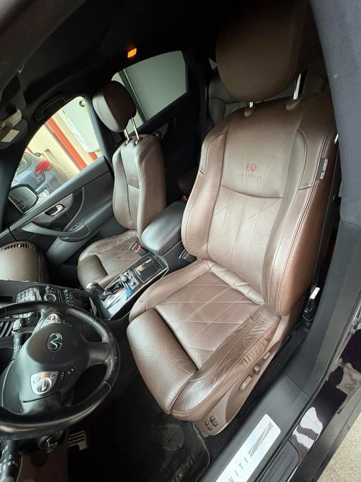 Infiniti FX 30 d S Premium