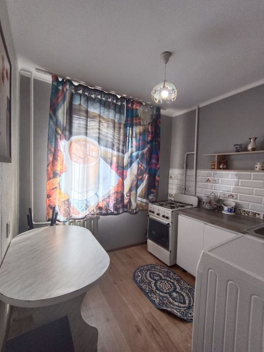 Продаётся 2 комн квартира