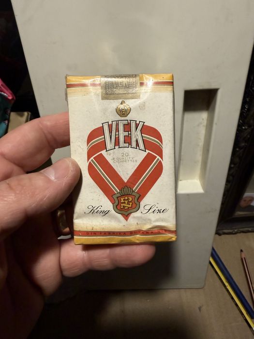 Obiecte din epica comunistă