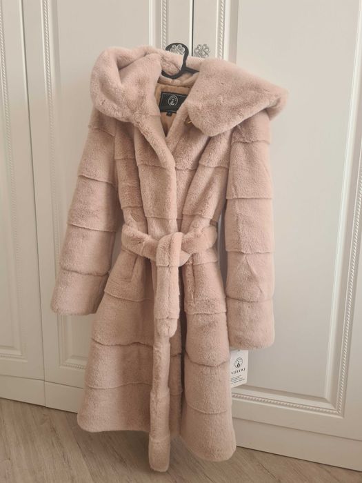 Продам шубы из экомеха