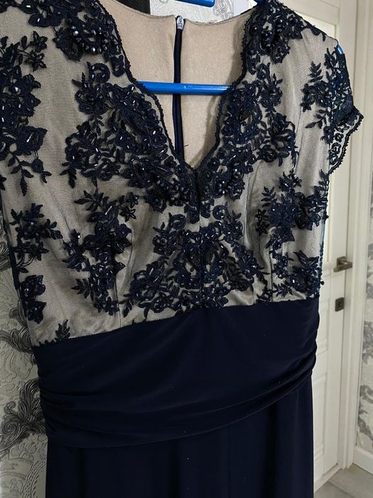 Вечерние платье,