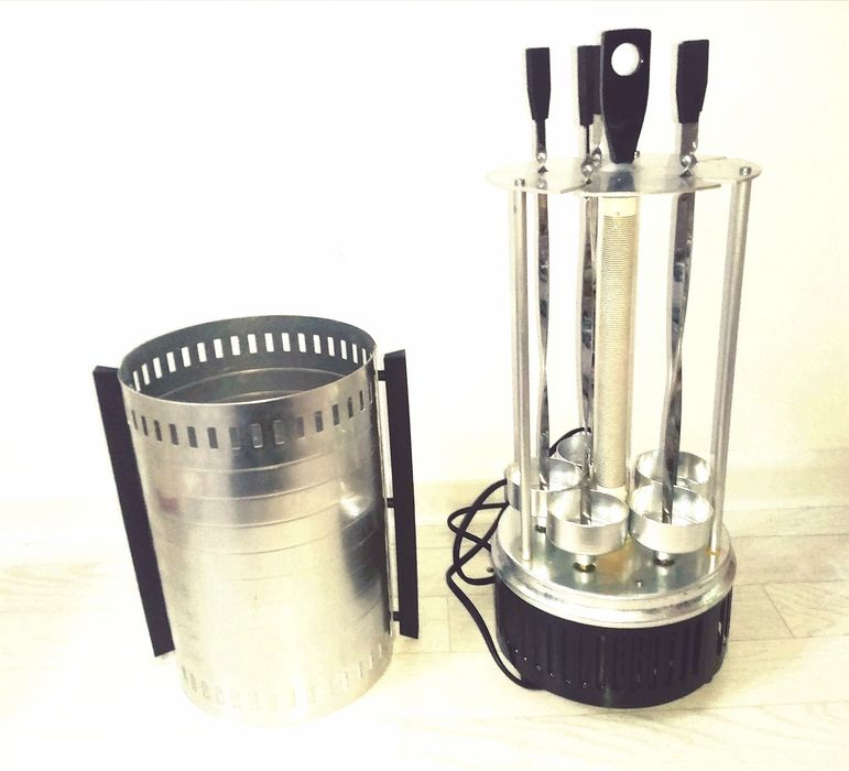 шашлычница,  б/у пишите ватсап