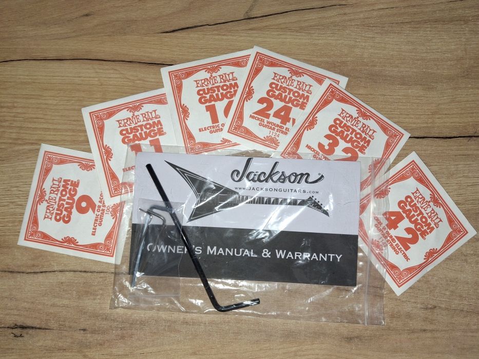 Обмен/продажа электрогитары Jackson JS11 Dinky