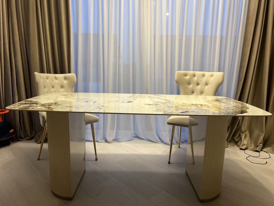 Masa dining blat de compozit de marmura