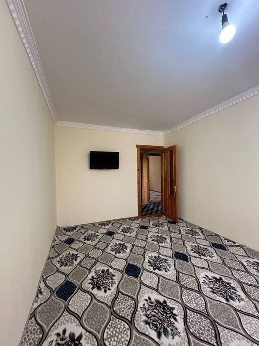 Аренда квартир Микрарайон 3 ком 250$ 4 этаж