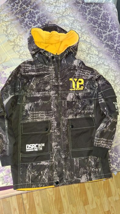 Продам двухсторонию куртку