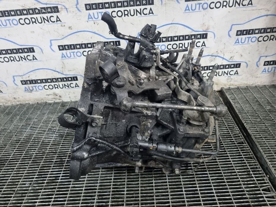 Cutie de viteze Mitsubishi Outlander III 2.2 Diesel 2012 - 2015 150CP Manuala 6 Trepte ...