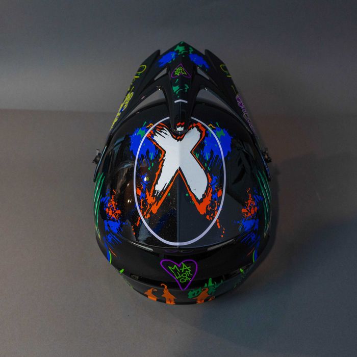 Каска с очила за ел. тротинетка , велосипед , мотокрос