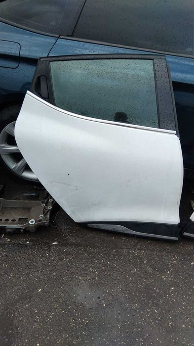 Usa stanga/dreapta spate Renaul Clio 4 hatchback 2014
