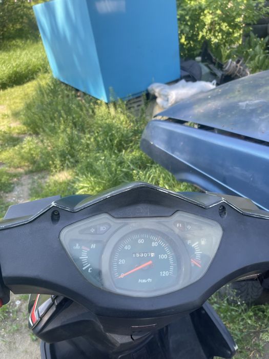Продам скутер обмен