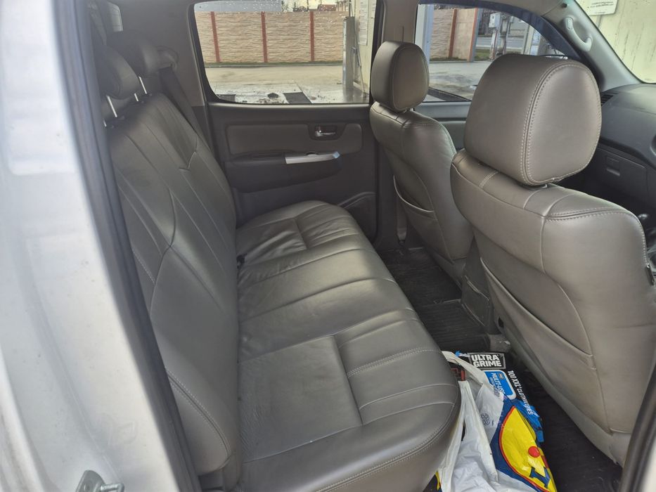 Dezmembrez toyota hilux 2011-2015 3.0 diesel