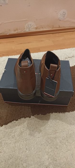 Ghete Tommy Hilfiger din Piele Maro