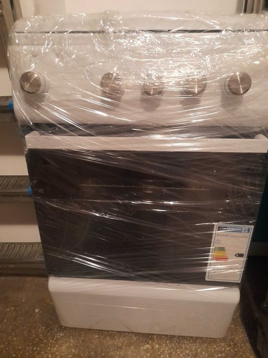 De vanzare aragaz nou 700 ron