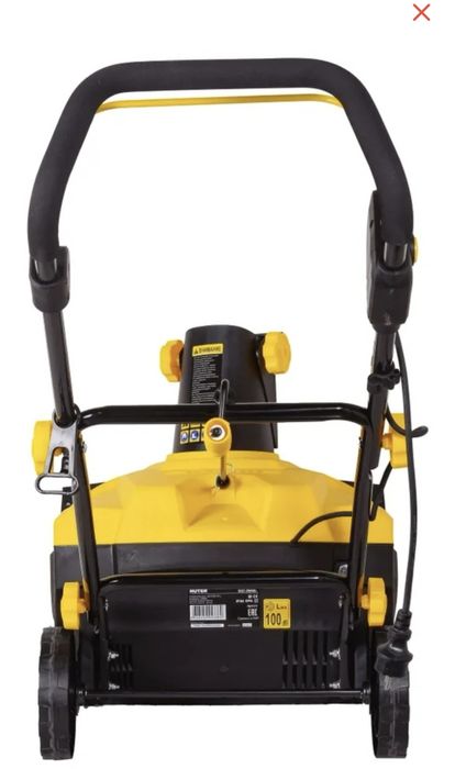 Продам Снегоуборщик