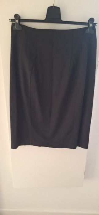 Черна офис пола Zara, L/M, до коляното, молив