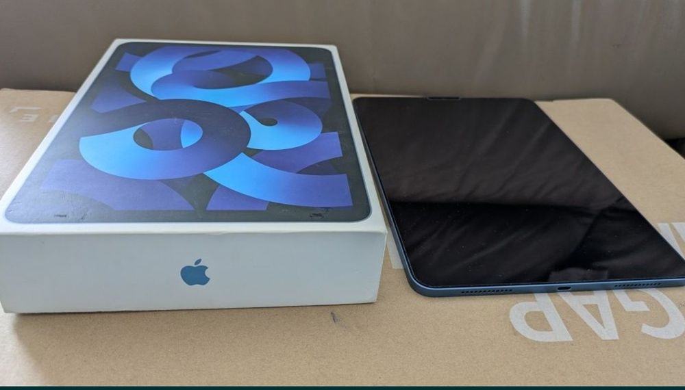Apple Ipad Air 5 Blue